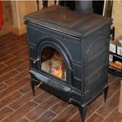 Plymouth Orchards At The Ann Arbor Road Market - woodburning stove
