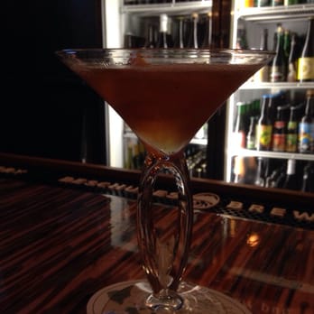 BREW'd Craft Pub - Manhatten - Gastropubs Near Me - Honolulu, Hawaii