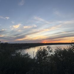 Lake Casa Blanca International State Park
