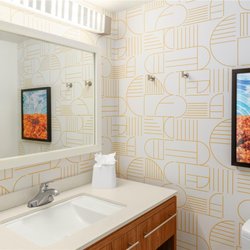 Home2 Suites by Hilton La Crosse - Guest room bath