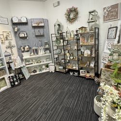 Holiday Boutique