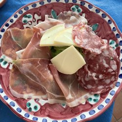 Pogerola Cocktail Bar - Salami and cheese