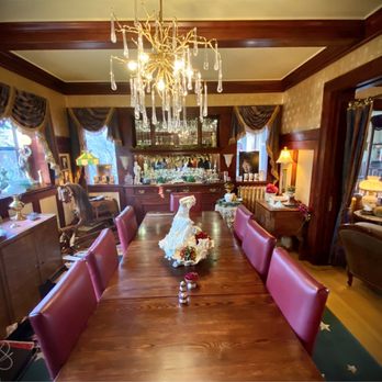 The Carolina Bed & Breakfast - Bed & Breakfast Near Me - Helena, Montana The Carolina Bed & Breakfast - Bed & Breakfast Near Me - Helena, Montana
