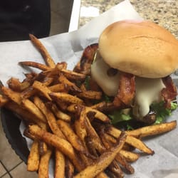Ground Restaurant - Bacon Mushroom Swiss Burger