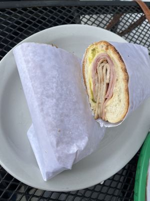 Silver Lake Cafe & Grill by null