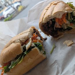Beef sandwich was good .