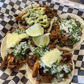 Paco's Tacos - Campechano and al pastor tacos - Mexican Near Me - Burien, Washington Paco's Tacos - Campechano and al pastor tacos - Mexican Near Me - Burien, Washington