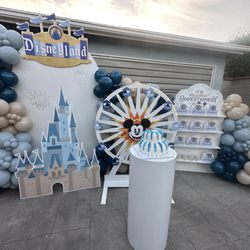 Solo Event Rentals - Mickey Wheel Prop for Disneyland Theme Birthday