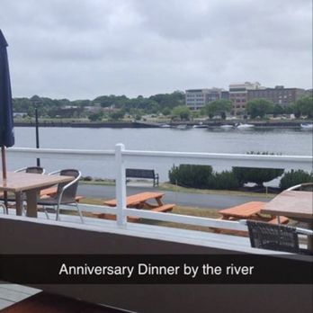 High Tide Restaurant & Bar - Beautiful view of the river - Seafood Near Me - Brewer, Maine