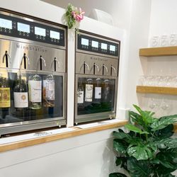 Stelo Flower and Wine Bar