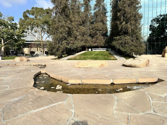 Noguchi Garden by null