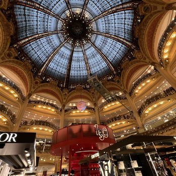 Galeries Lafayette Haussmann - Department Stores Near Me - Paris, 75