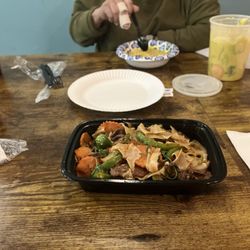 Ta Lew Thai Bistro - Dunkin' Noodles