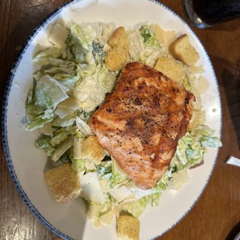 Red Lobster - Caesar Salad with Salmon - Seafood Near Me - Garden Grove, California Red Lobster - Caesar Salad with Salmon - Seafood Near Me - Garden Grove, California