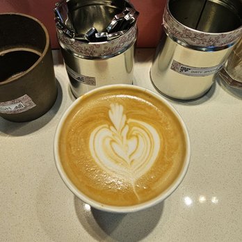 Parakeet Cafe - Signature latte - Vegetarian Near Me - San Diego, California