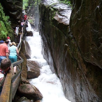 The Flume Gorge - Walking along the wall - Parks Near Me - Lincoln, New Hampshire The Flume Gorge - Walking along the wall - Parks Near Me - Lincoln, New Hampshire