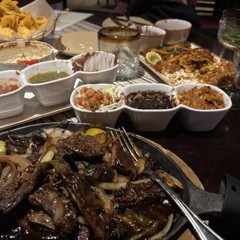 Temazcal - Burlington - Grilled Skirt Steak Fajita Birria tacos - Mexican Near Me - Burlington, Massachusetts Temazcal - Burlington - Grilled Skirt Steak Fajita Birria tacos - Mexican Near Me - Burlington, Massachusetts