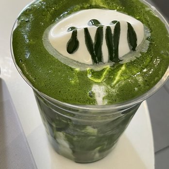 Re Coffee - Iced matcha einspanner - Desserts Near Me - Northridge, California