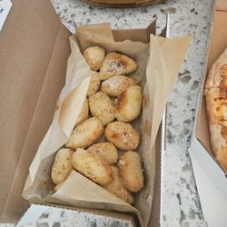 Garlic bread bites