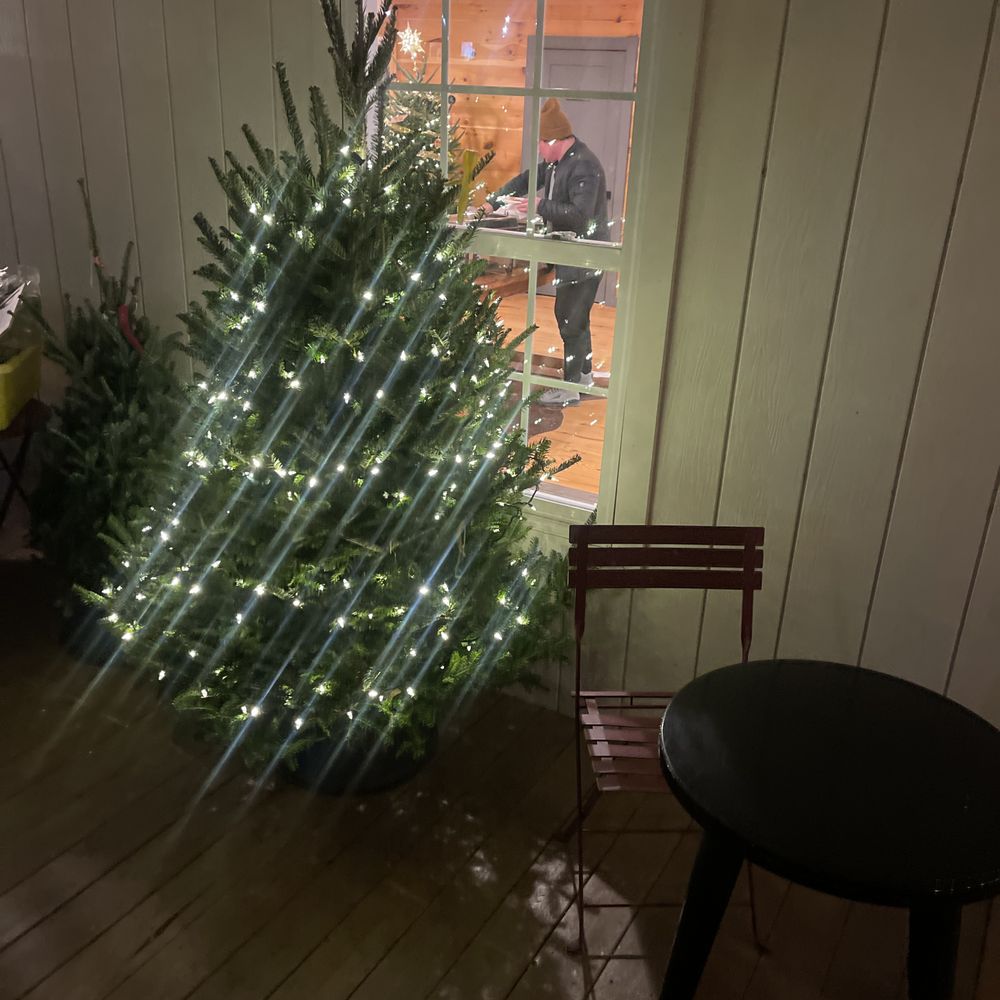Bluestem Hollow - front porch - Cafes Near Me - Greenback, Tennessee Bluestem Hollow - front porch - Cafes Near Me - Greenback, Tennessee