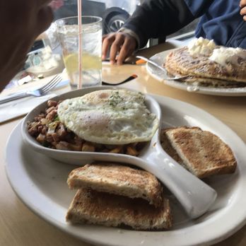Jonny Cakes Cafe - Breakfast & Brunch Near Me - Troy, Michigan