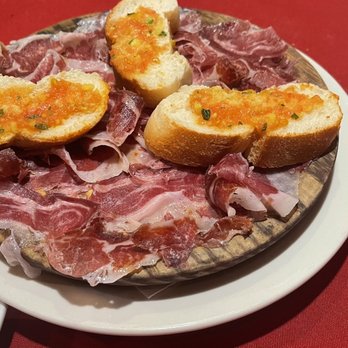 VIVO Tapas KITCHEN LOUNGE - Spanish Near Me - Newark, New Jersey