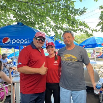 Red's Eats - Brothers with Debbie - Seafood Near Me - Wiscasset, Maine Red's Eats - Brothers with Debbie - Seafood Near Me - Wiscasset, Maine