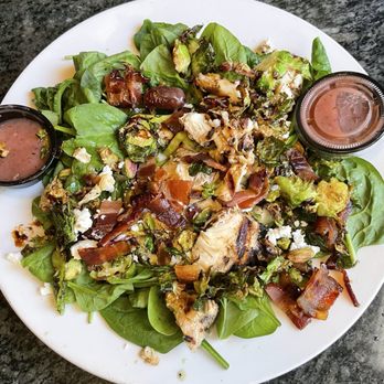 Redhawk Grille - Buttonhole salad - American Near Me - Painesville, Ohio Redhawk Grille - Buttonhole salad - American Near Me - Painesville, Ohio