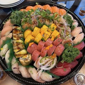 Hamachi Sushi Express - 20 pc sushi & 5 special roll (40 pc) catering - Sushi Bars Near Me - La Habra, California Hamachi Sushi Express - 20 pc sushi & 5 special roll (40 pc) catering - Sushi Bars Near Me - La Habra, California
