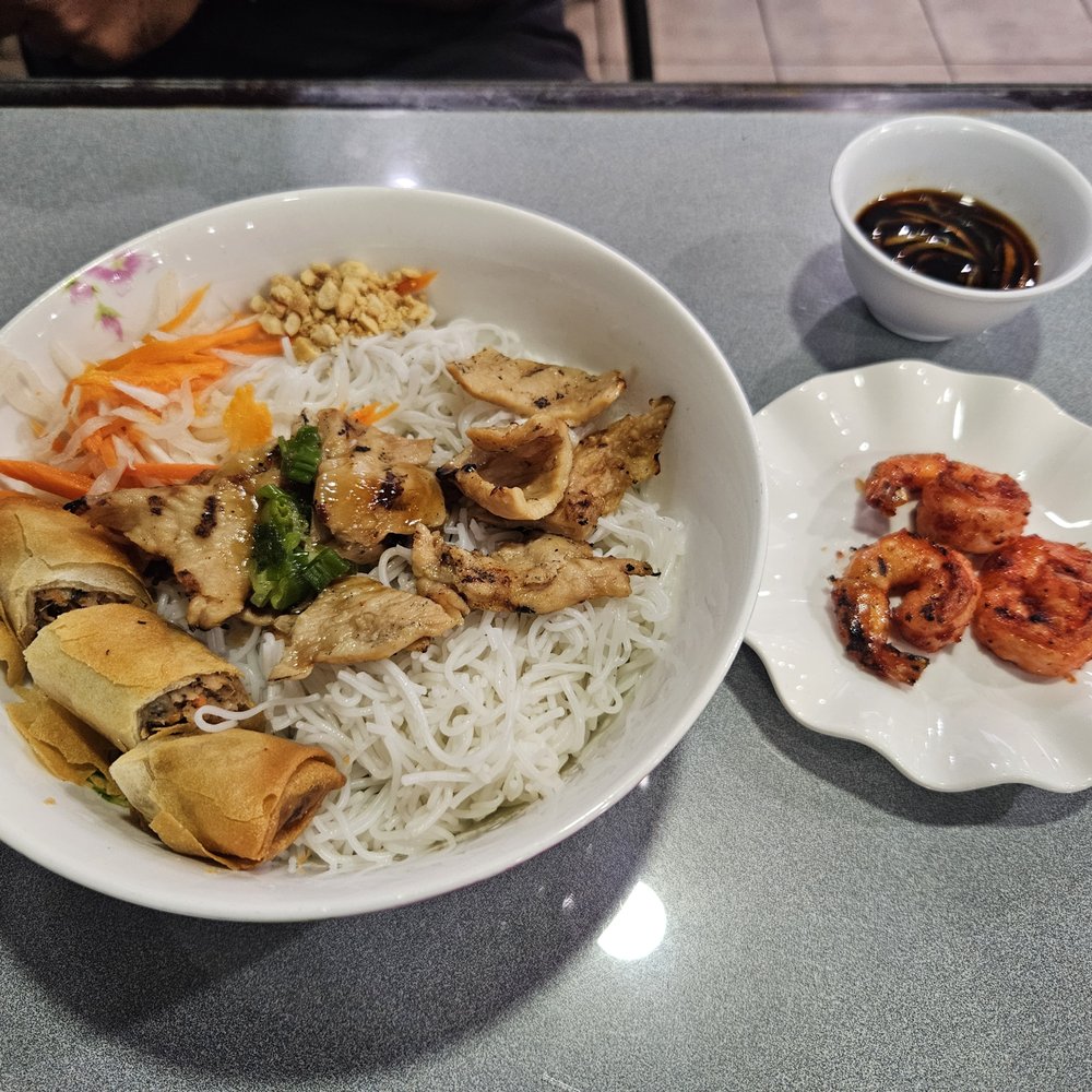 Pho Chala - #14 chicken vermicelli ($14.50) - Vietnamese Near Me - Canoga Park, California Pho Chala - #14 chicken vermicelli ($14.50) - Vietnamese Near Me - Canoga Park, California
