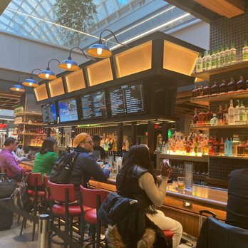 Moynihan Train Hall - Bar in Food Hall - Train Stations Near Me - New York, New York Moynihan Train Hall - Bar in Food Hall - Train Stations Near Me - New York, New York