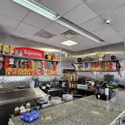 Andomiro - Snacks, snack, snacks