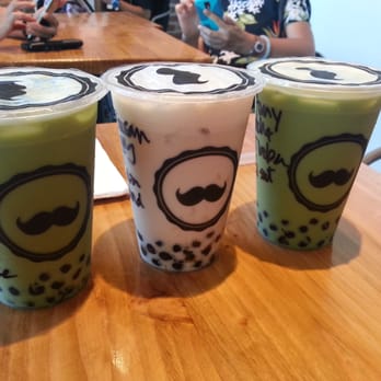 Mr Tea Cafe - Matcha milk teas on the outside but not too sure about the middle one. - Bubble Tea Near Me - Honolulu, Hawaii Mr Tea Cafe - Matcha milk teas on the outside but not too sure about the middle one. - Bubble Tea Near Me - Honolulu, Hawaii