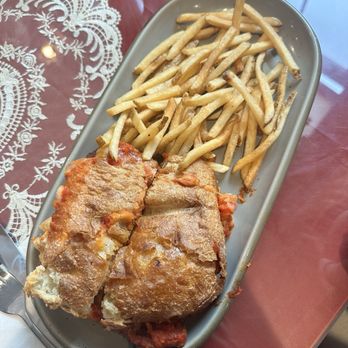 Primo On Water Street - Chicken Parmigiana Sandwich - Pizza Near Me - Fall River, Massachusetts Primo On Water Street - Chicken Parmigiana Sandwich - Pizza Near Me - Fall River, Massachusetts