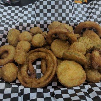 Hotrods Old Vail - Onion rings, fired mushrooms and zucchini - American Near Me - Tucson, Arizona Hotrods Old Vail - Onion rings, fired mushrooms and zucchini - American Near Me - Tucson, Arizona