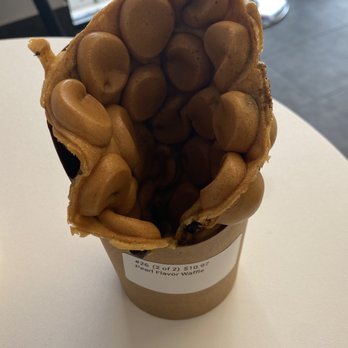 Gong Cha - Pearl flavor Bubble waffle - Bubble Tea Near Me - Tampa, Florida