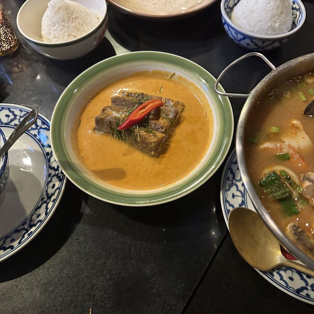 Valla Table - Thai Near Me - New York, New York Valla Table - Thai Near Me - New York, New York