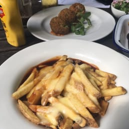 Chips cheese and gravy Chips cheese and gravy
