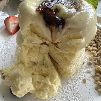 Motto Tea Cafe - Desserts Near Me - Pasadena, California