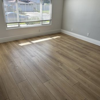 Fred's Carpets Plus - empty room with hardwood floors - Carpeting Near Me - Torrance, California Fred's Carpets Plus - empty room with hardwood floors - Carpeting Near Me - Torrance, California