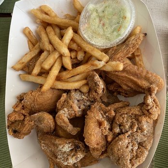 Ray's Chicken & Fish - Wings and thighs combo - Seafood Near Me - Stockton, California