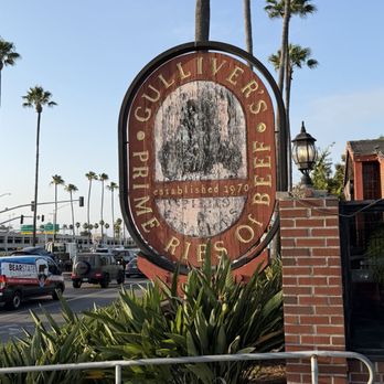 Gulliver's Restaurant - Iconic - American Near Me - Irvine, California
