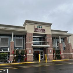Heinen's Grocery Store - Front of store