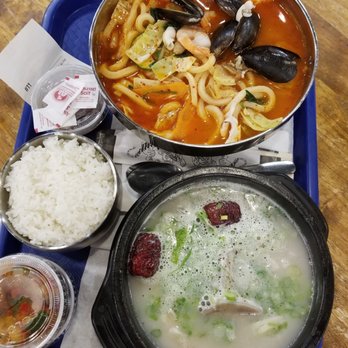 Narrow Street 512 - B4: Ox knee and tendon soup + C1: Spicy seafood udon - Korean Near Me - Austin, Texas Narrow Street 512 - B4: Ox knee and tendon soup + C1: Spicy seafood udon - Korean Near Me - Austin, Texas