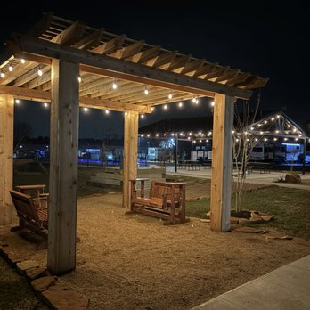 Indigo Hills - Resorts Near Me - Magnolia, Texas