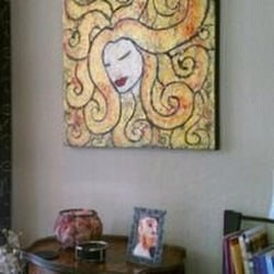 Bella Mia Hair Salon - Wish my hair would do this. ;)