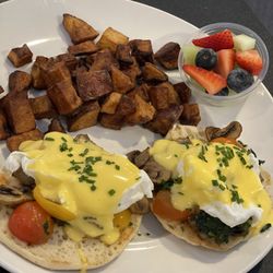 Chestnut Street Grille - Florentine Benedict