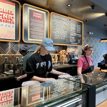 Salt & Straw - Inside - Ice Cream & Frozen Yogurt Near Me - Seattle, Washington Salt & Straw - Inside - Ice Cream & Frozen Yogurt Near Me - Seattle, Washington