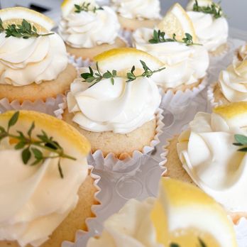 Knead More Sweets - Lemon cupcakes - Desserts Near Me Knead More Sweets - Lemon cupcakes - Desserts Near Me