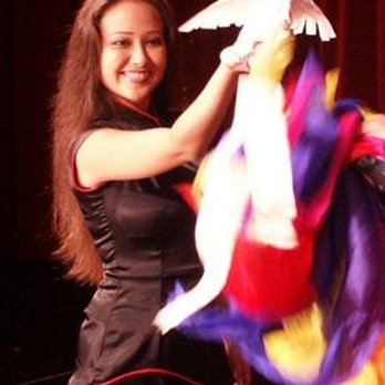 Mike Ching Magic - beautiful assistant Nani - Magicians Near Me - Honolulu, Hawaii Mike Ching Magic - beautiful assistant Nani - Magicians Near Me - Honolulu, Hawaii